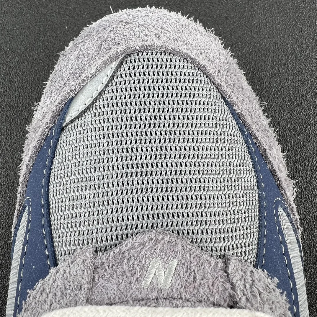 New Balance Shoes — a8a08330