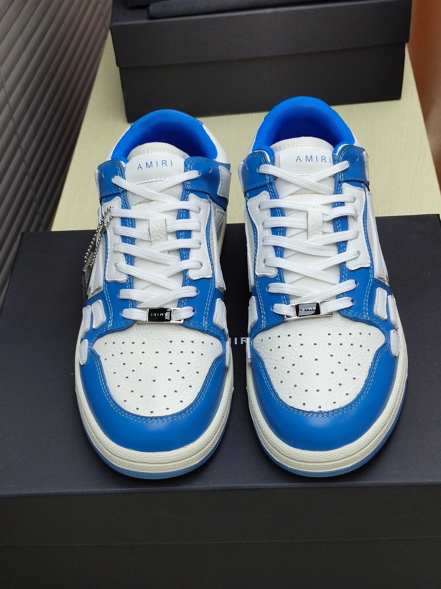 Amiri Sneakers — 5a9ce5c4