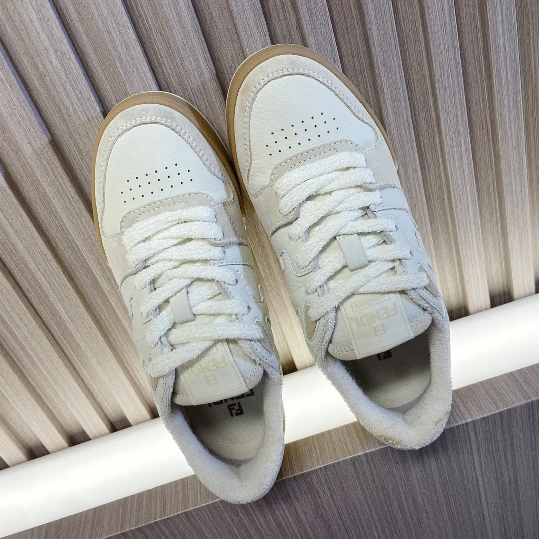 Fendi Sneakers — a051800f
