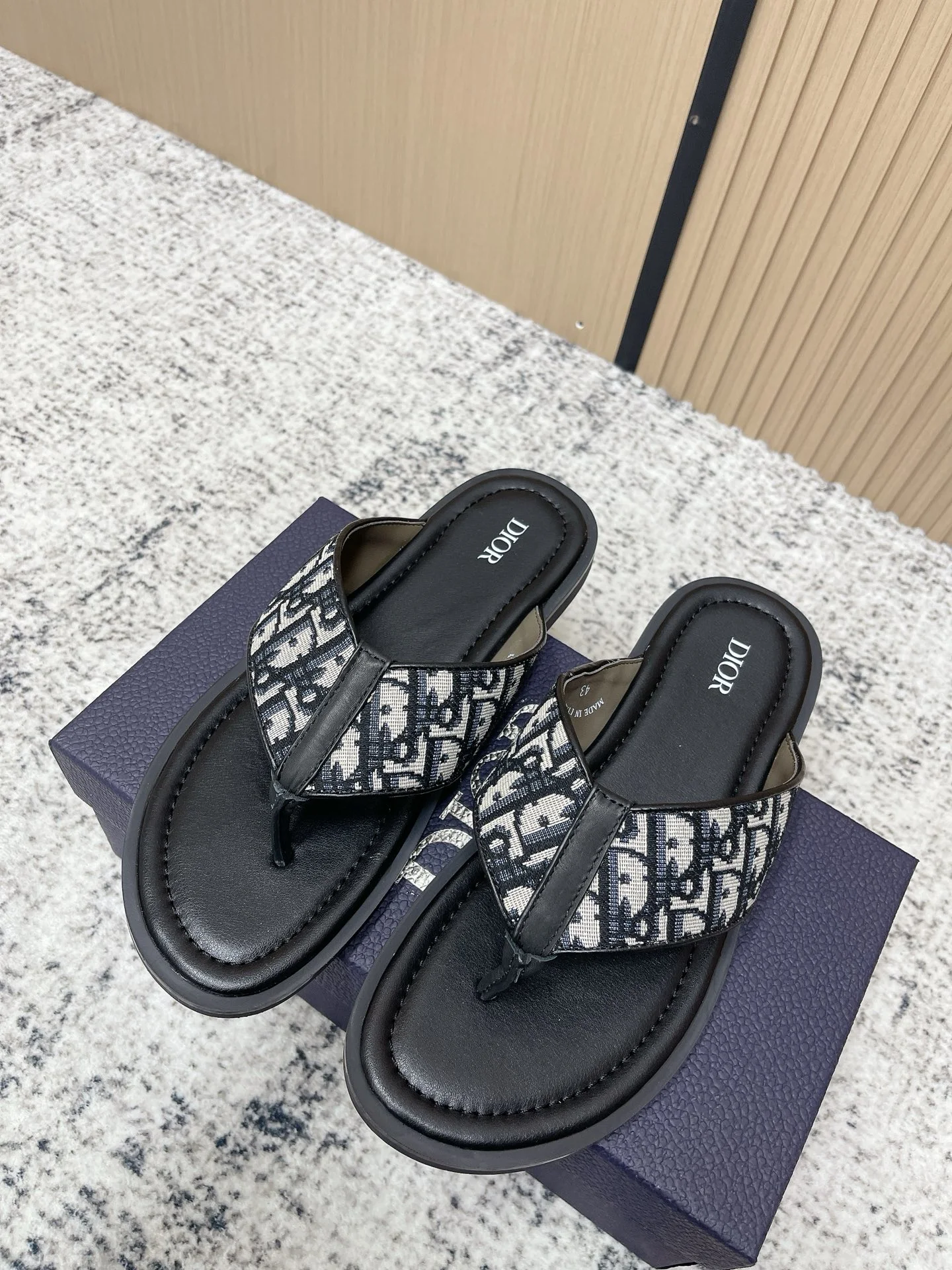 Dior Slippers — d388d0fc