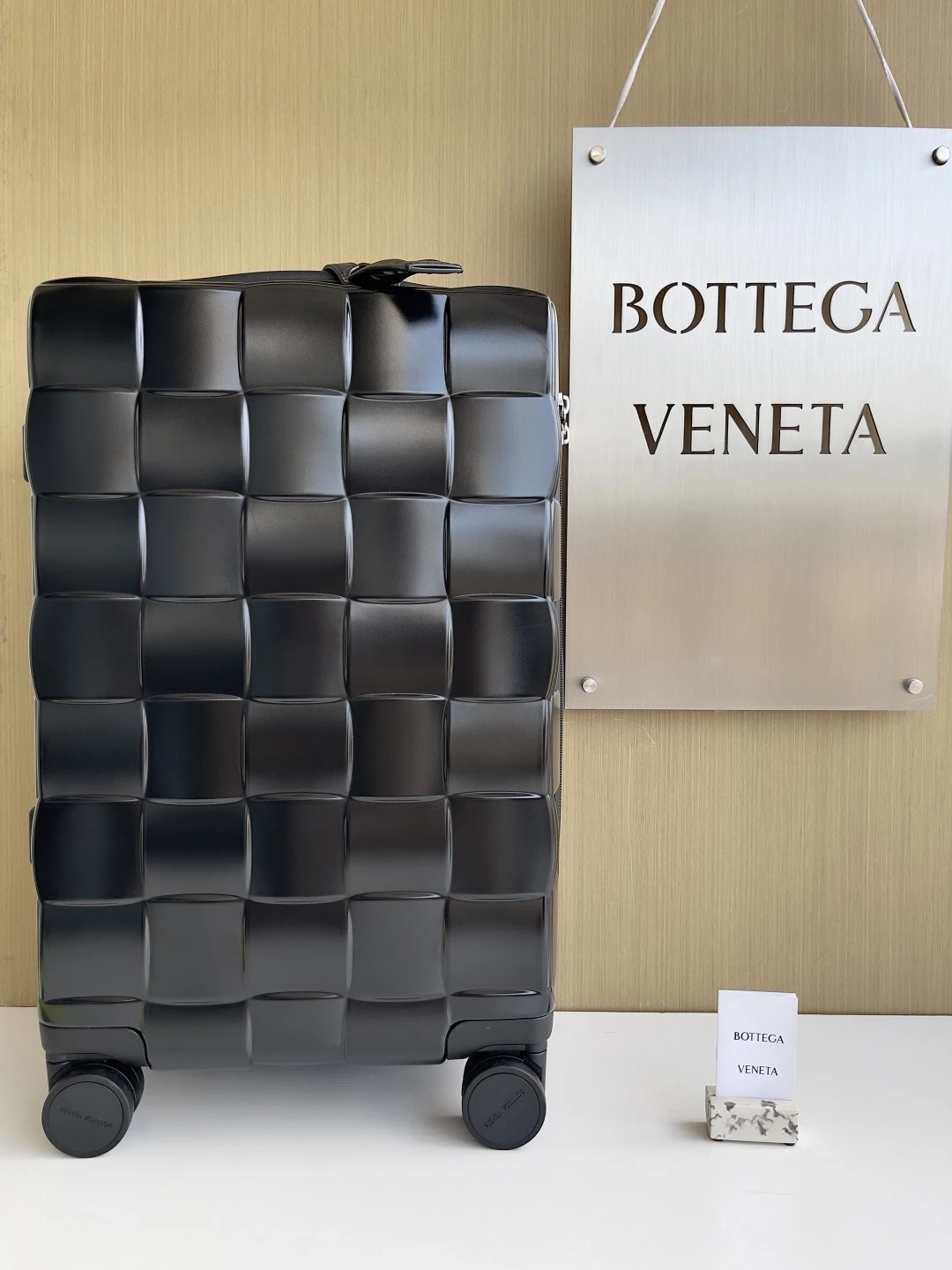 Bottega Veneta Luggage — 83bc2bcb