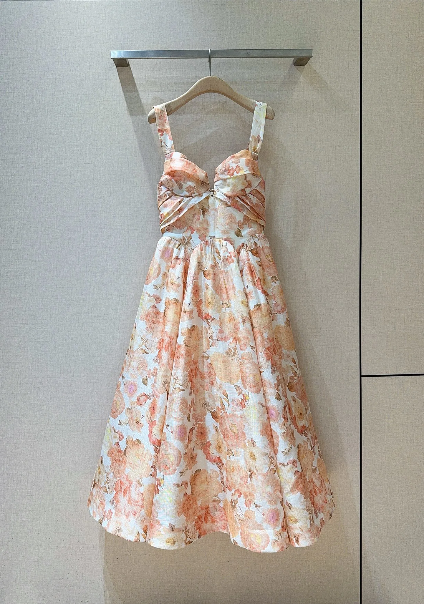 Dresses — ff213879