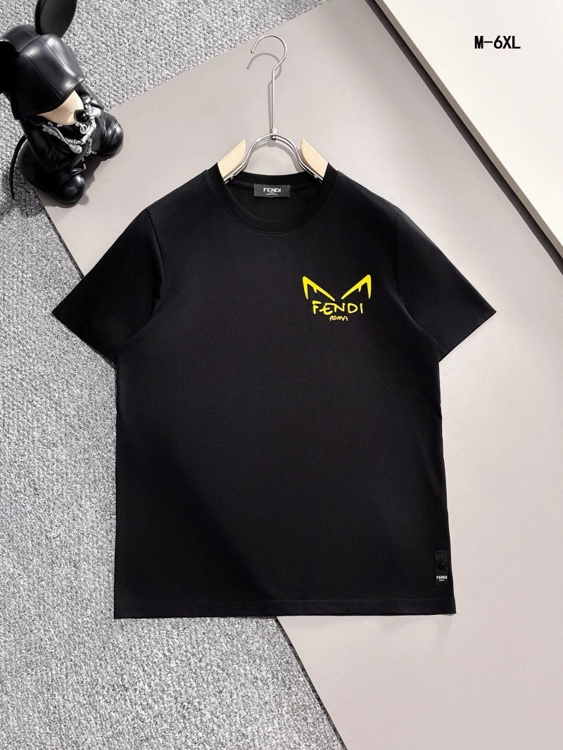 Fendi T-Shirt — 03065a8c