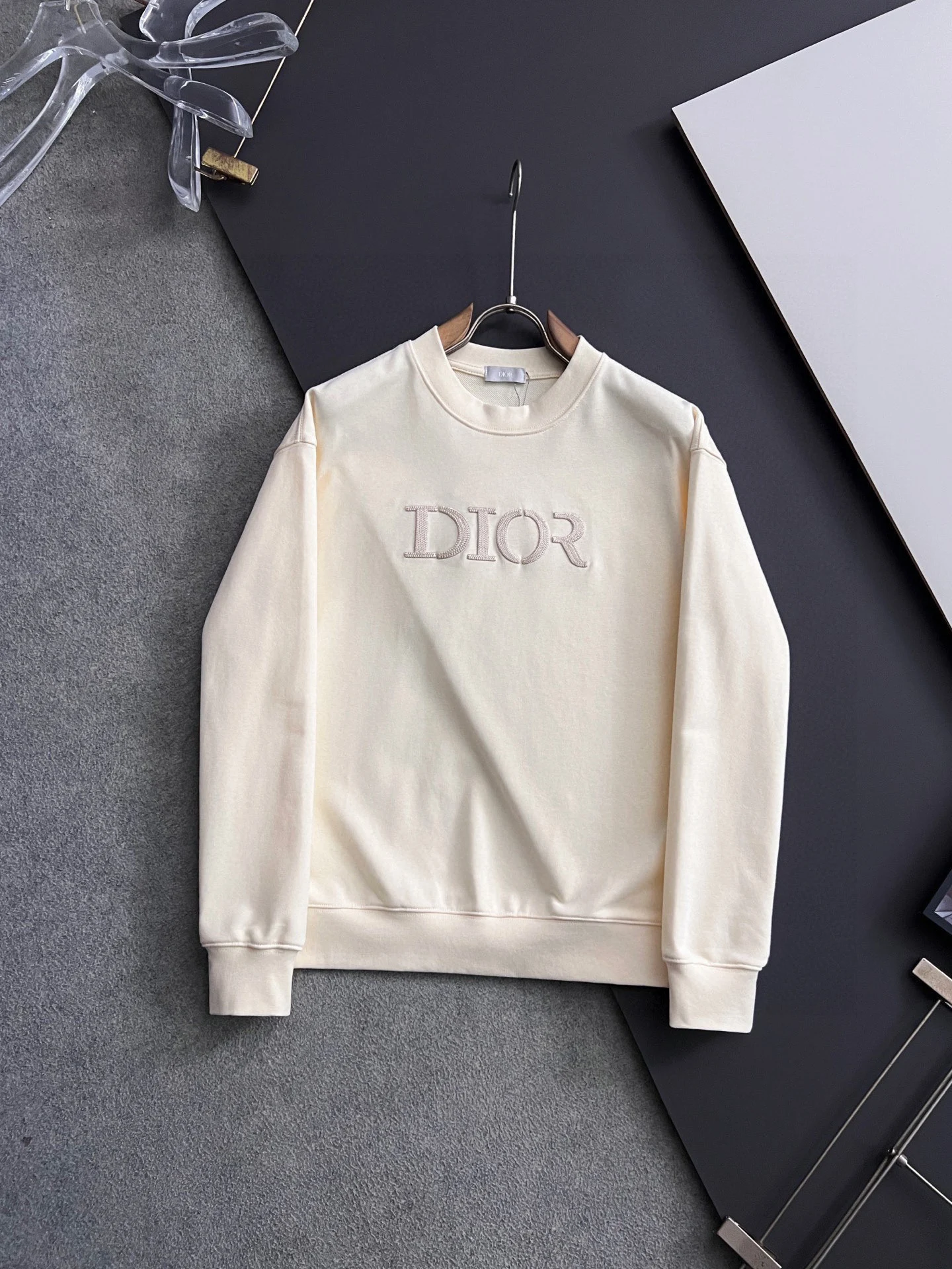 Sweatshirts — b0b5a5cc