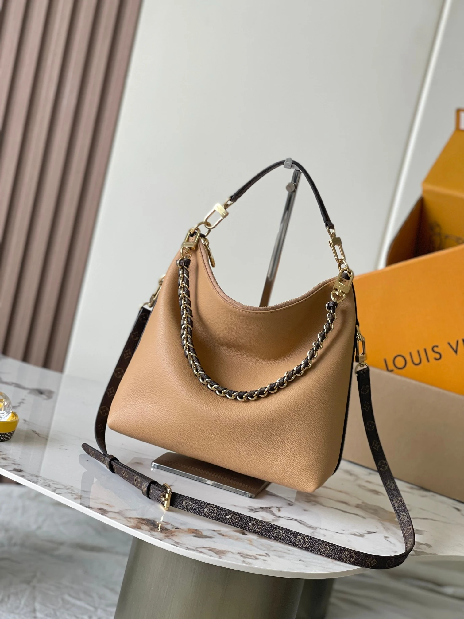 Louis Vuitton Bag — 3573a78f