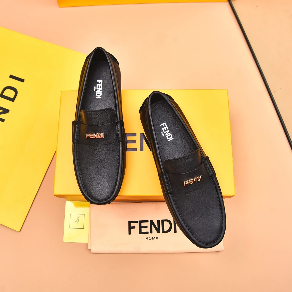 Fendi Loafers — c8485152
