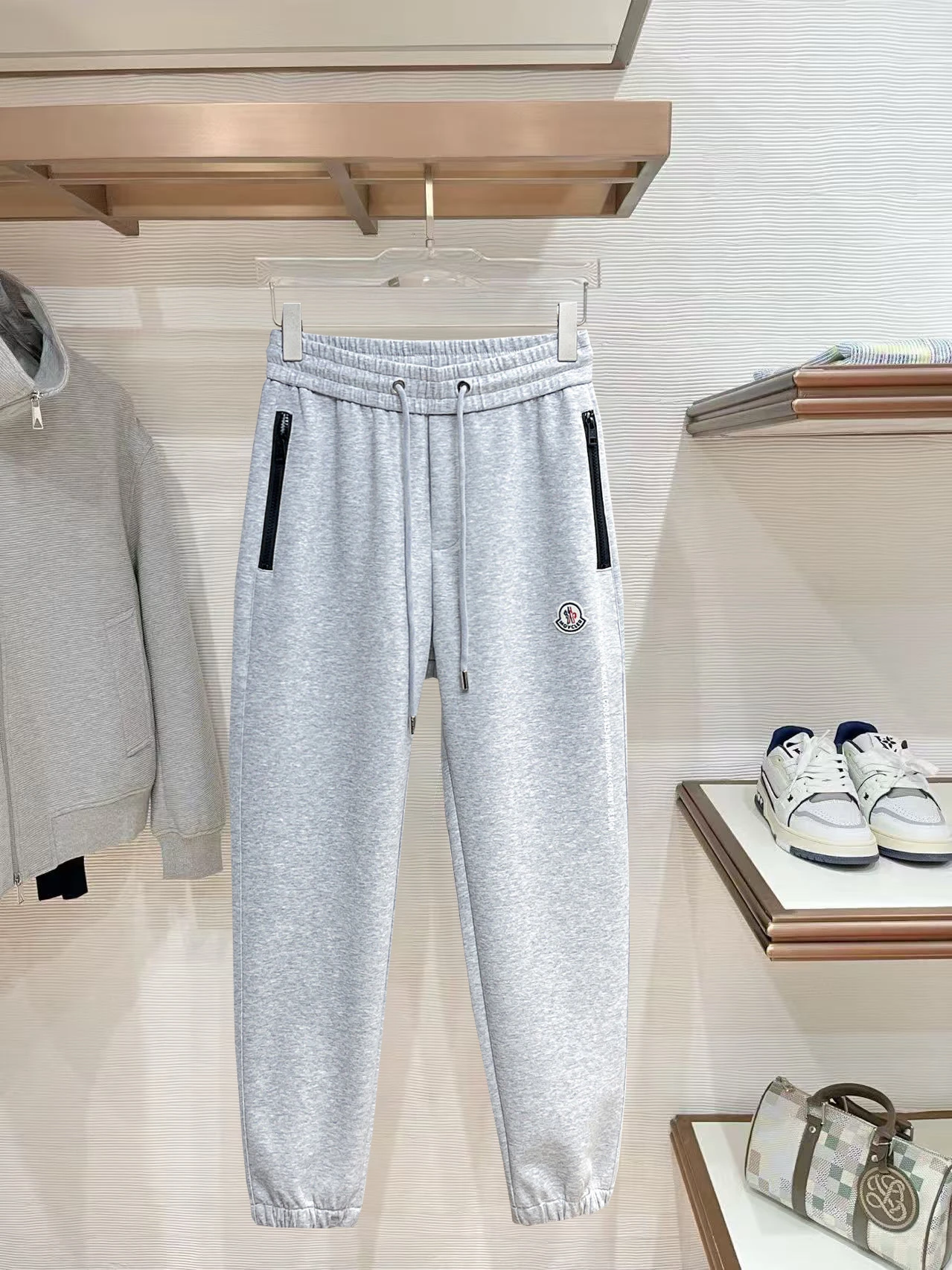 Moncler Trousers — 9fbacae9