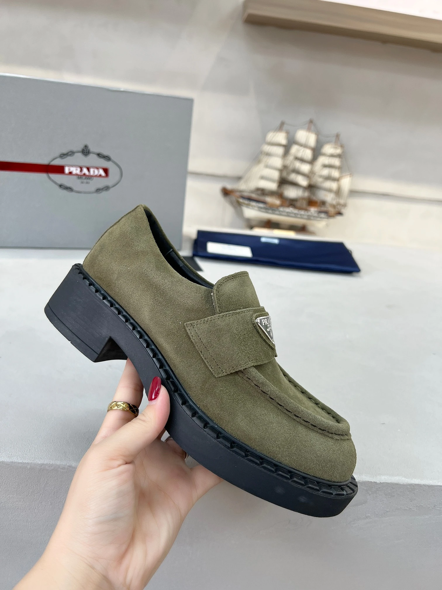 Prada Shoes — de6b0018