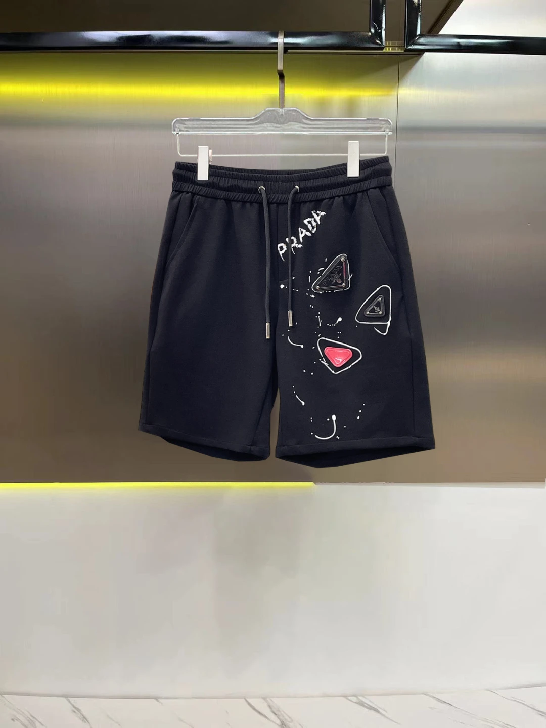 Prada Shorts — 212854c4
