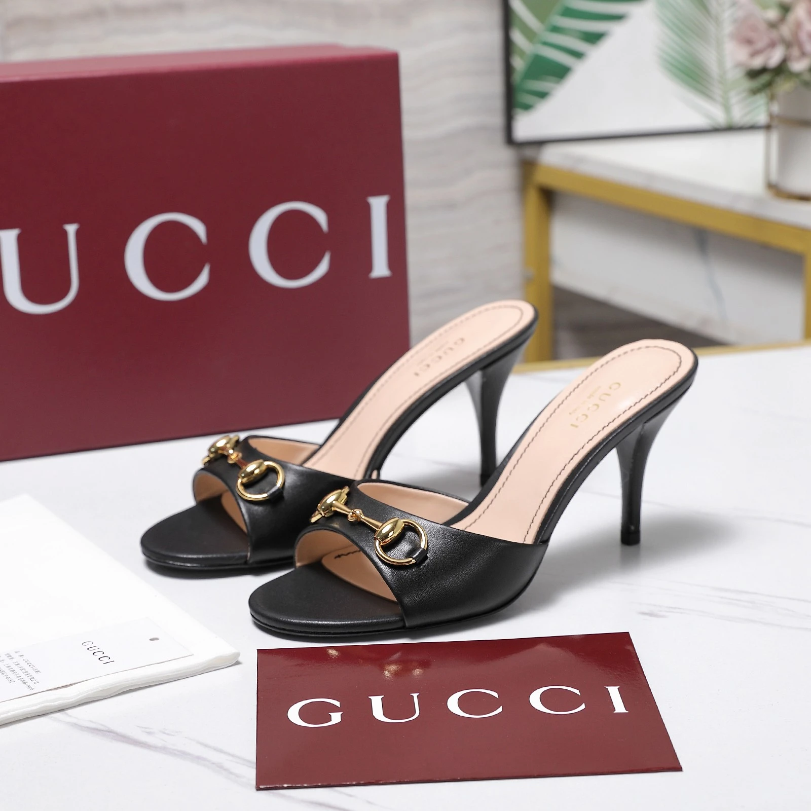 Gucci Slippers — 29b2a0c3