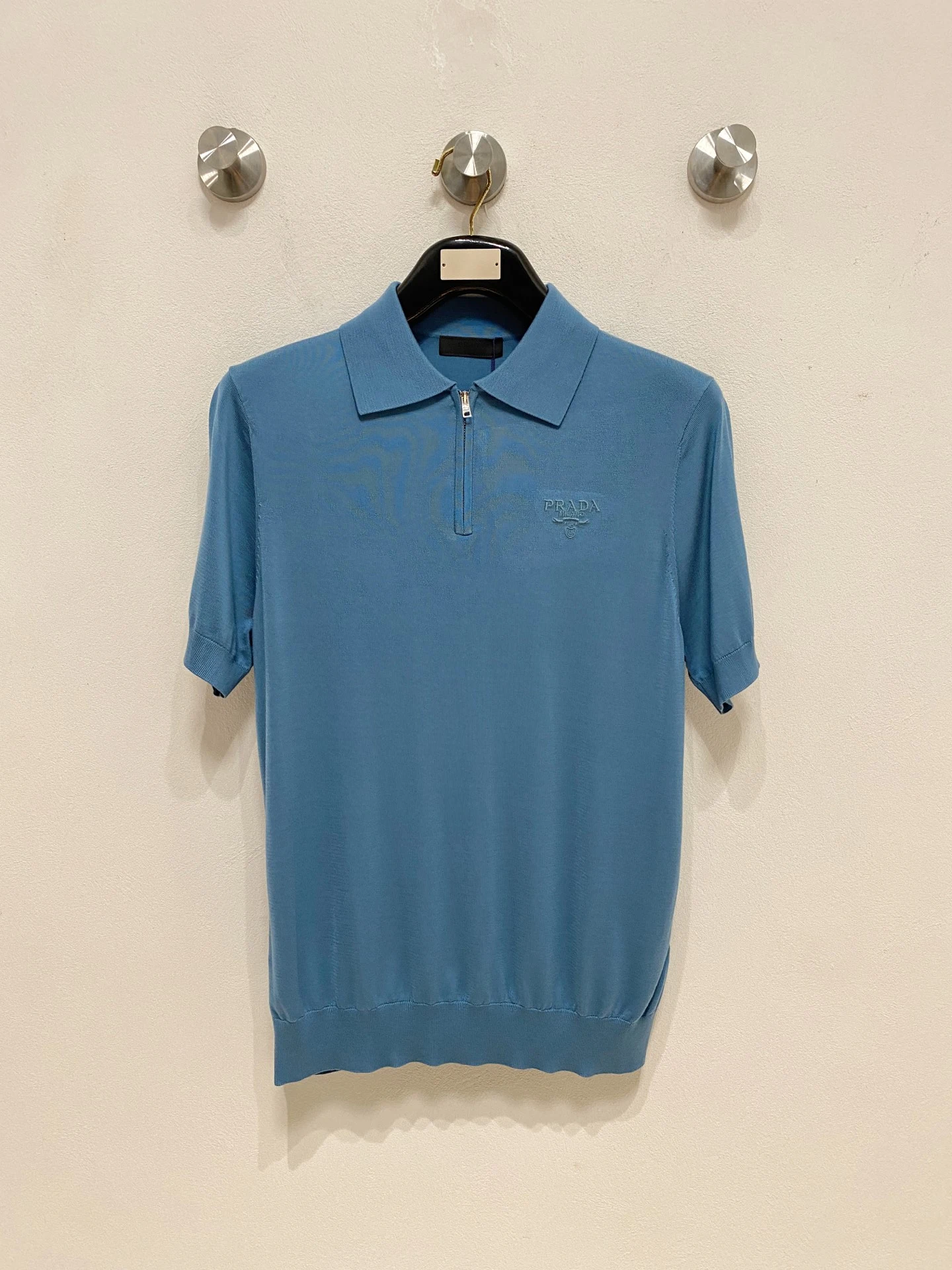 Prada T-Shirt — c61e2cfc