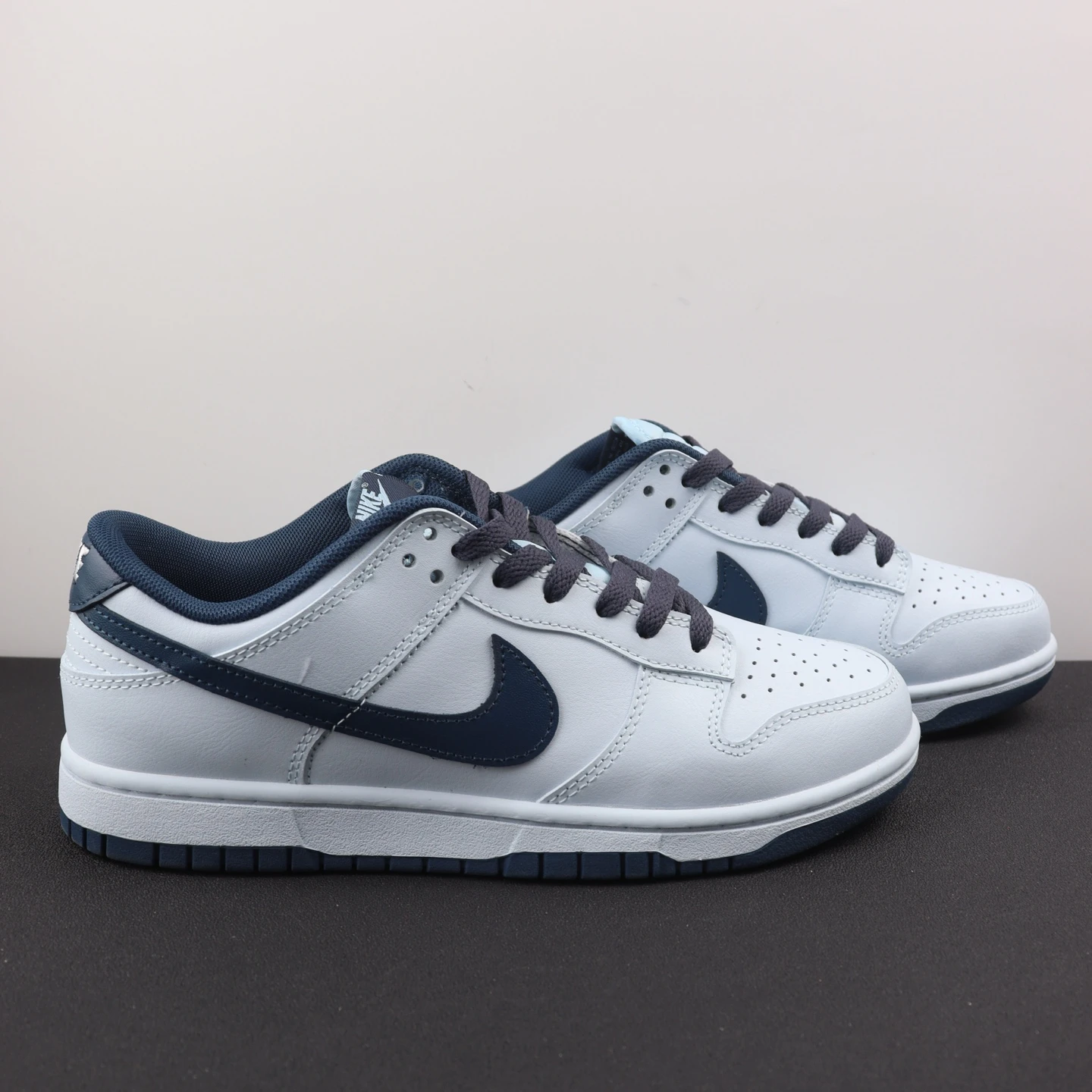 Nike Shoes — 88220283