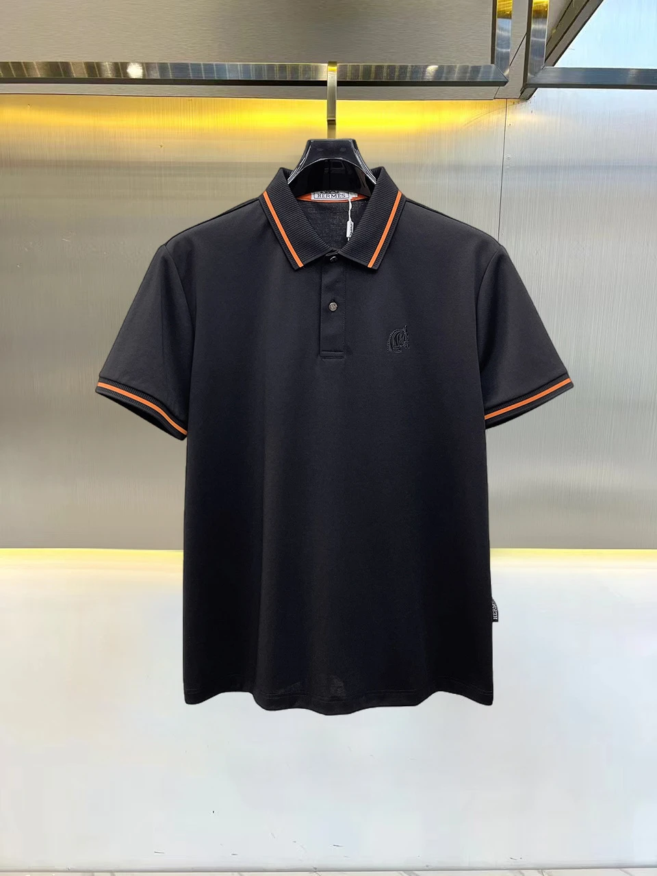 Hermès T-Shirt — e4ed00c4