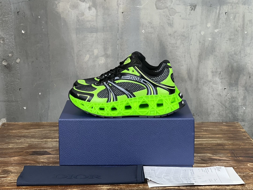 Dior Sneakers — c0687deb