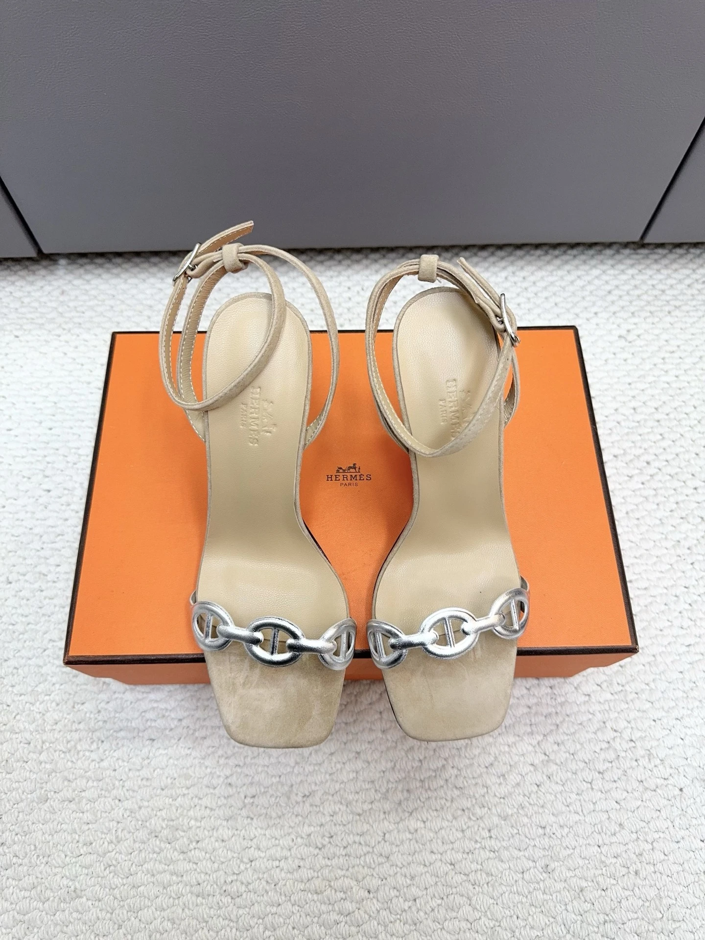Hermès Sandals — be255a2a