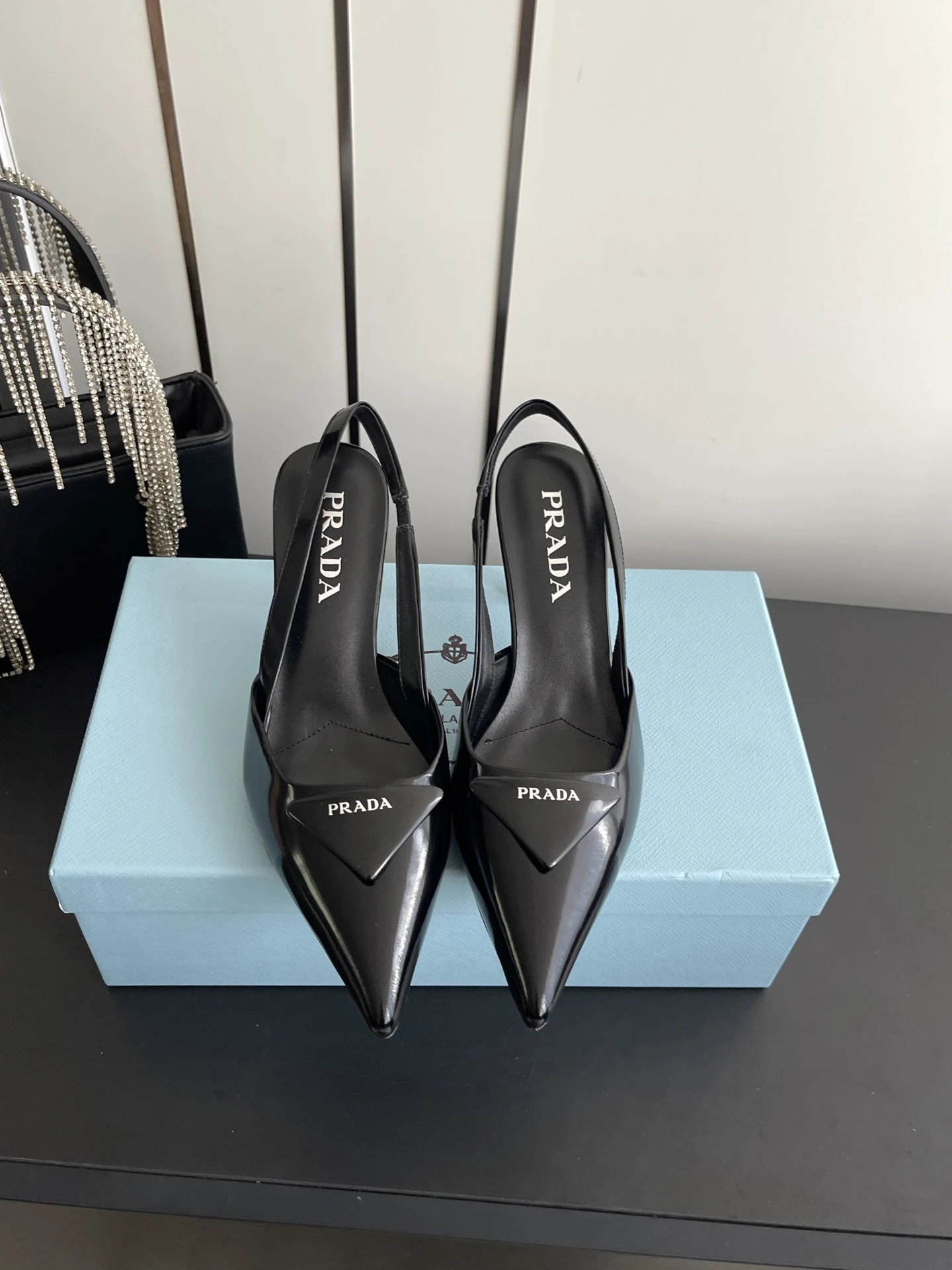 Heels — 569eca0d