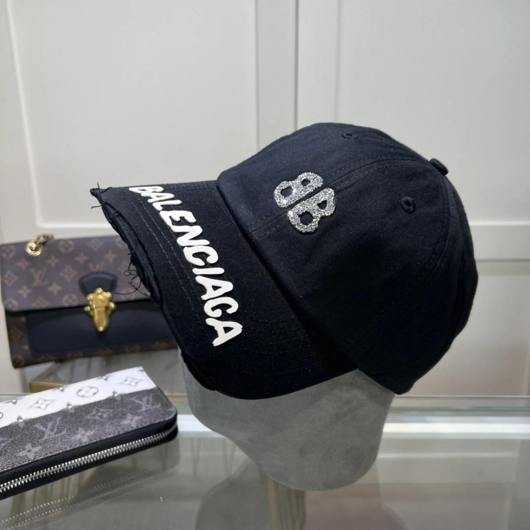 Balenciaga Hat — 60c9fbc6