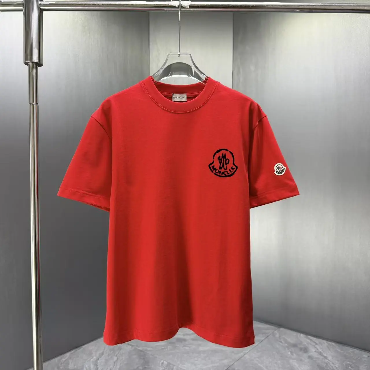 Moncler T-Shirt — f660970e