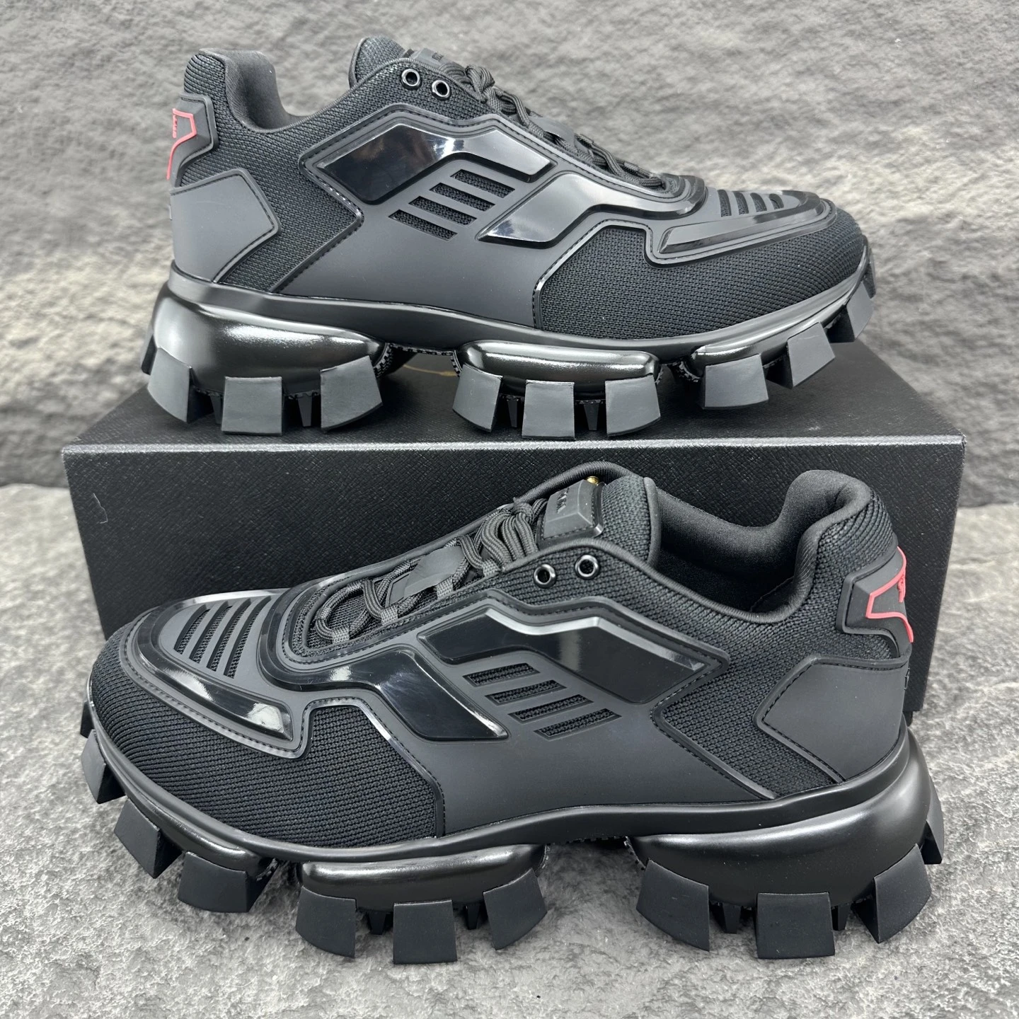 Prada Sneakers — 4b46f852