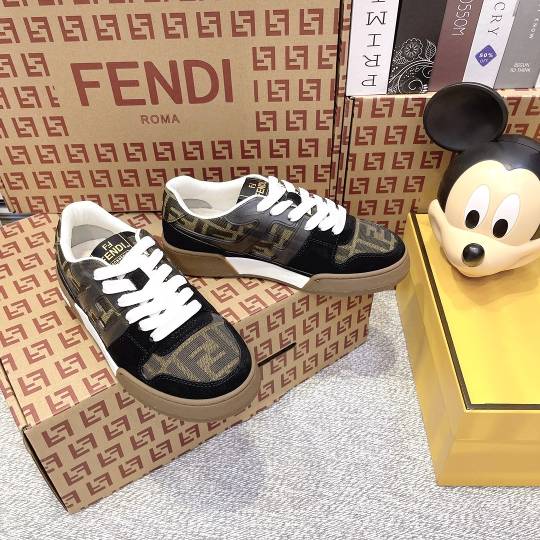 Fendi Sneakers — 0e3ed1f8