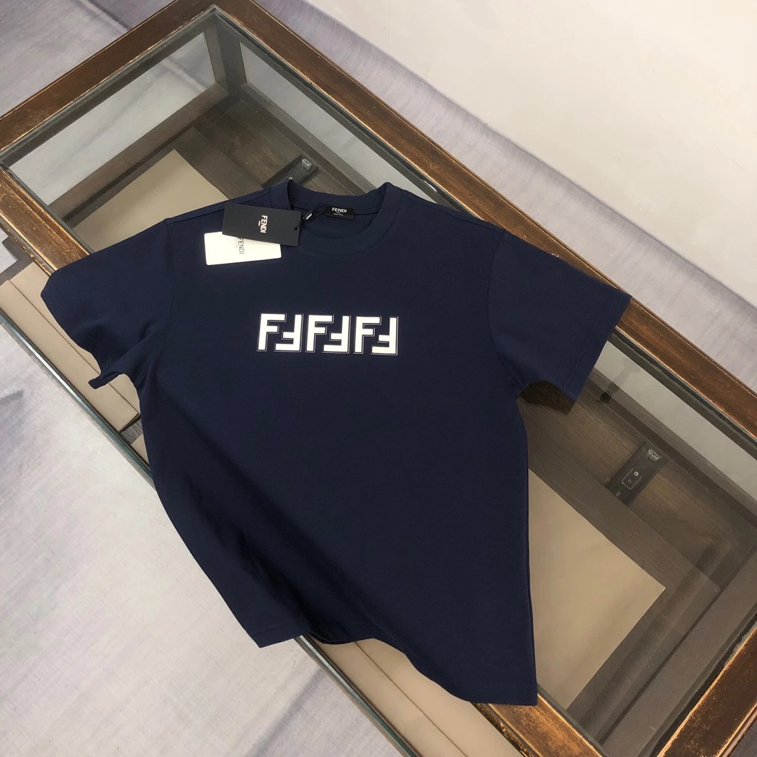 Fendi T-Shirt — aa5b40e9