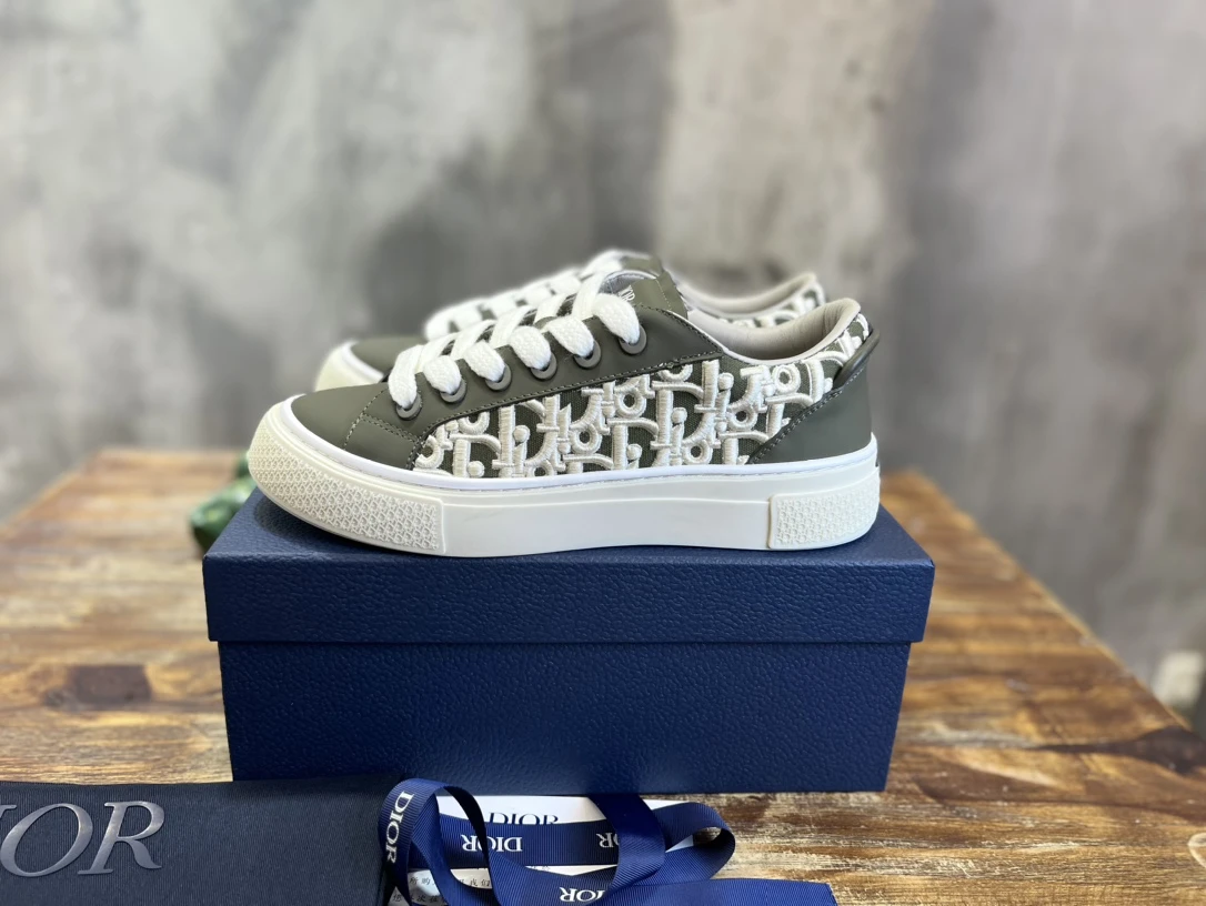 Dior Sneakers — 980e9f52