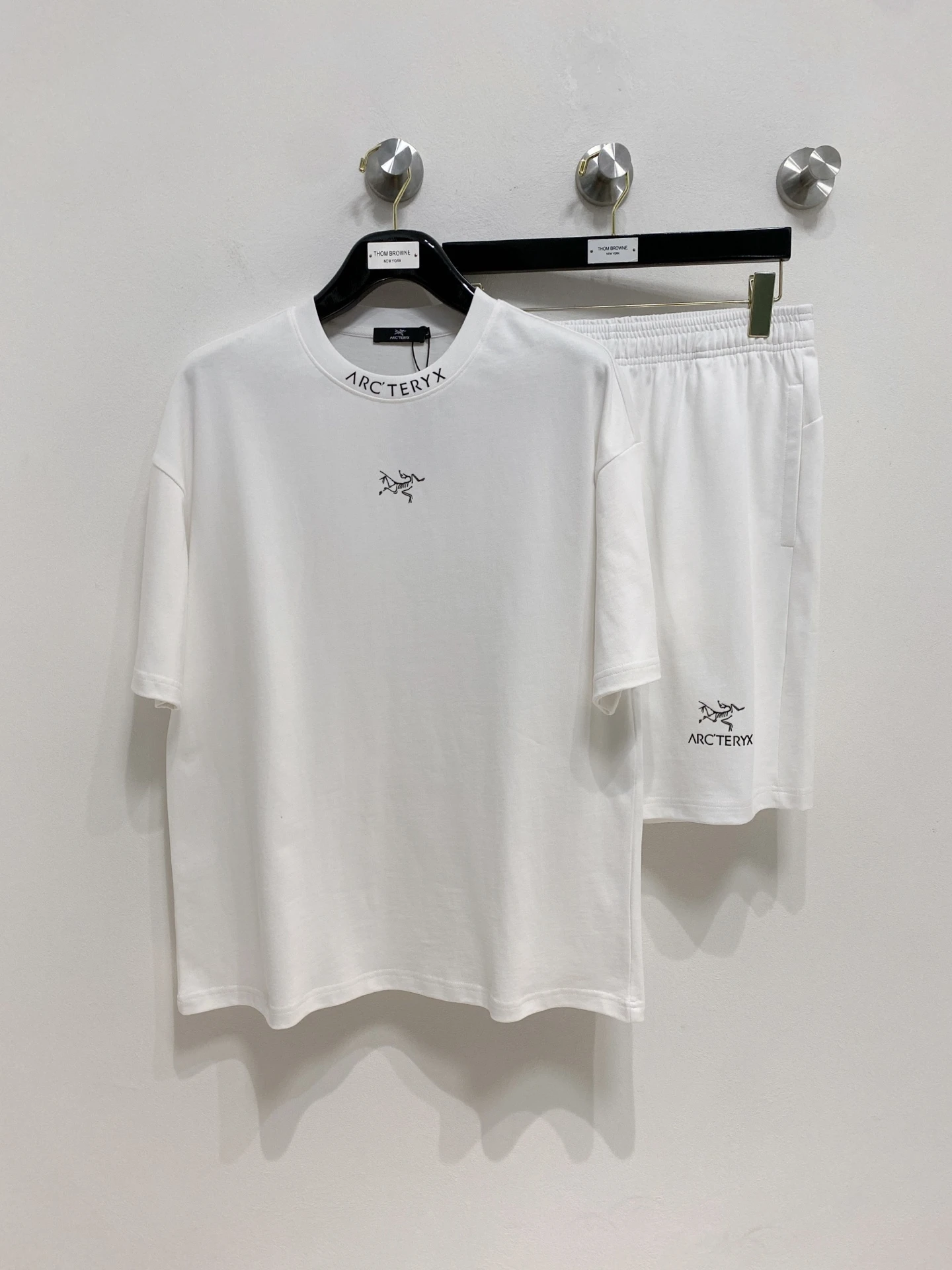Matching Sets — 906fe004