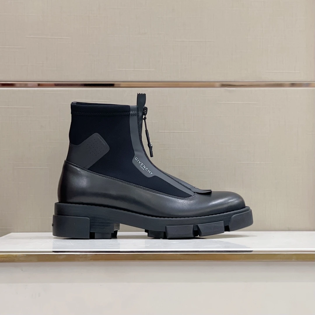 Givenchy Boots — 18b584fc