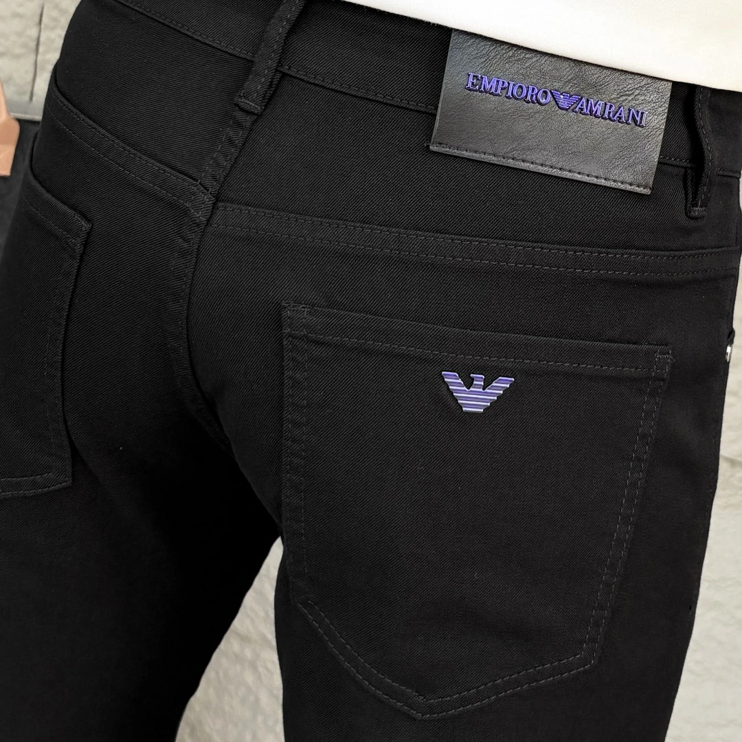 Armani Jeans — 1ff9f81f