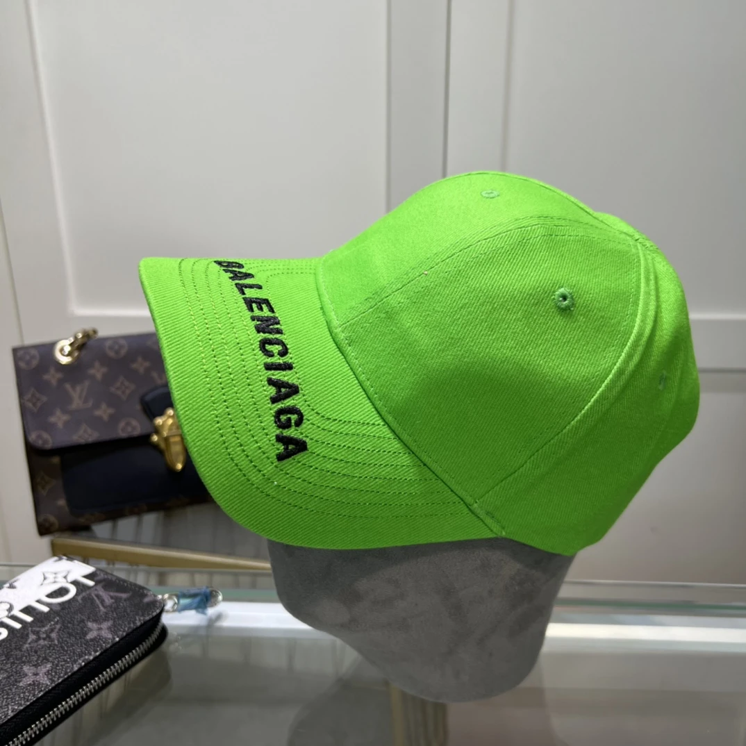 Balenciaga Hat — 934cf74c