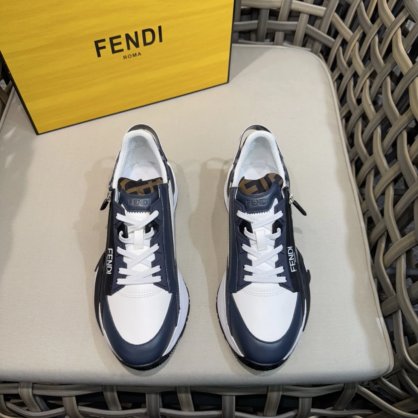 Fendi Sneakers — 2a1b2e5f