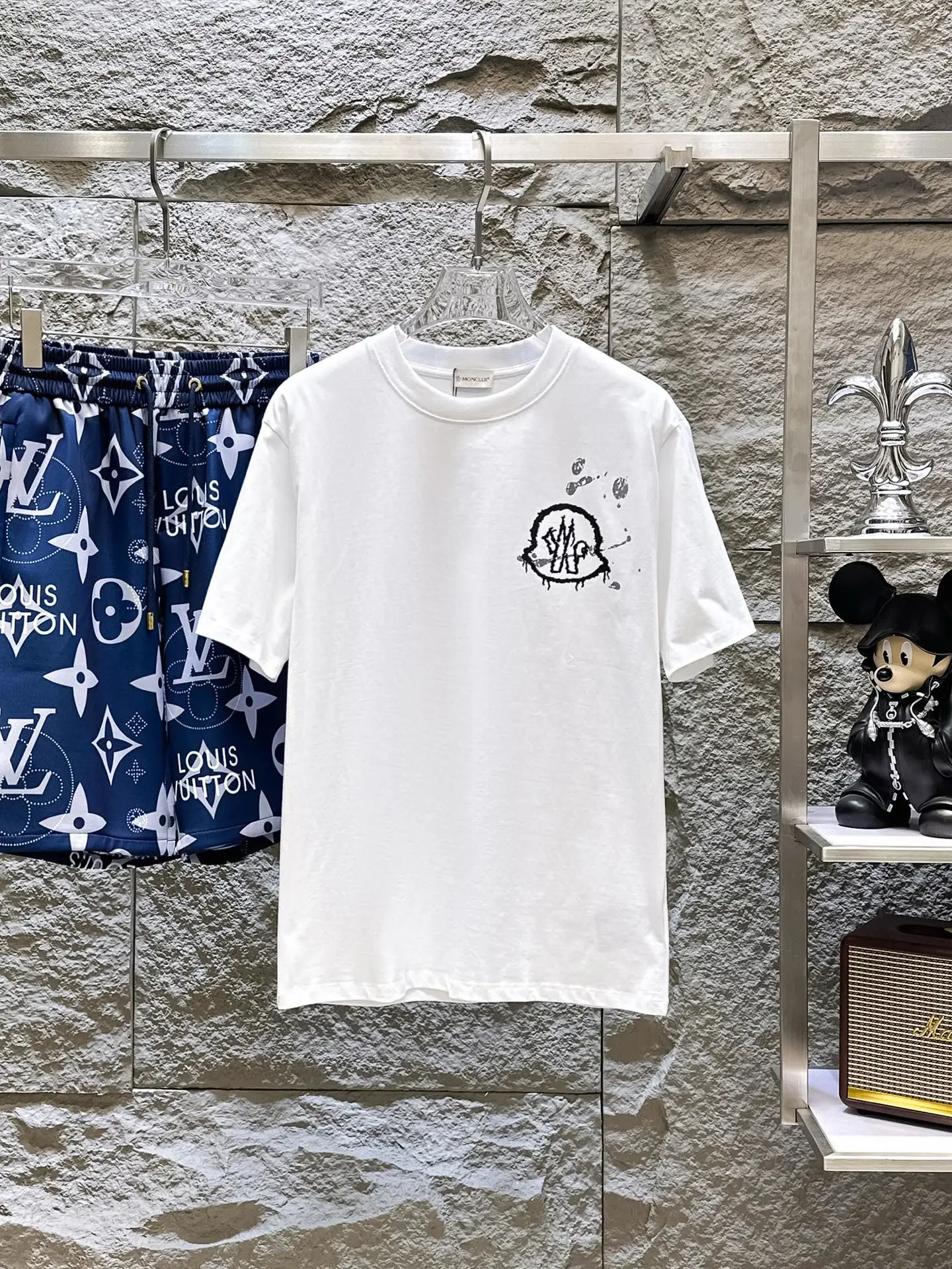 Moncler T-Shirt — ba4b3557