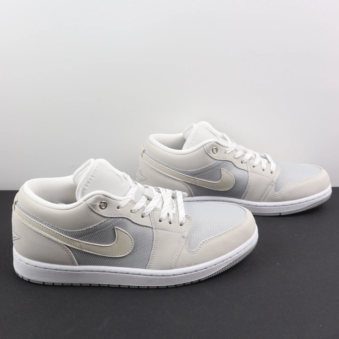 Nike Shoes — bbfe08d1