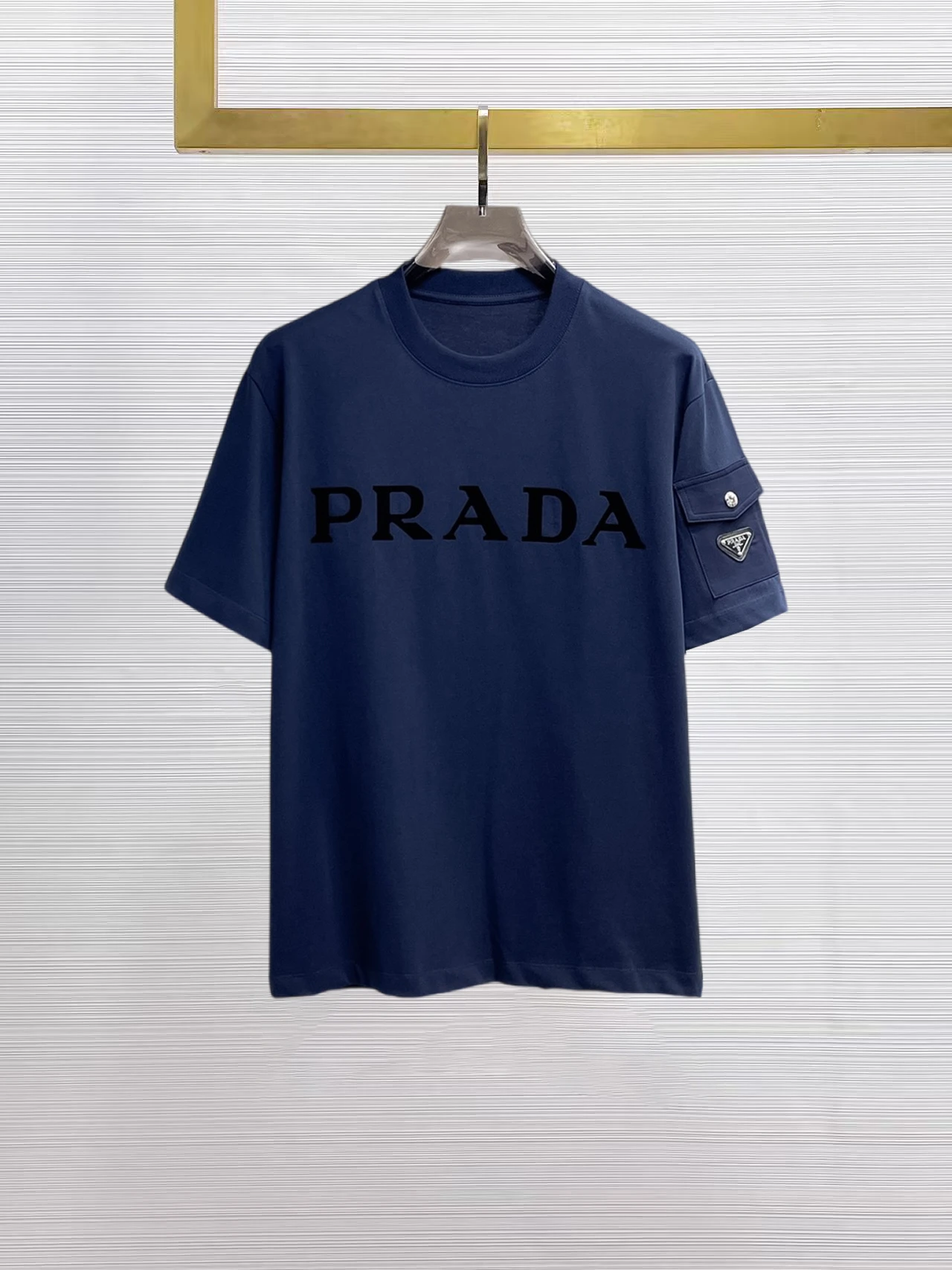 Prada T-Shirt — 8b2ccb1f