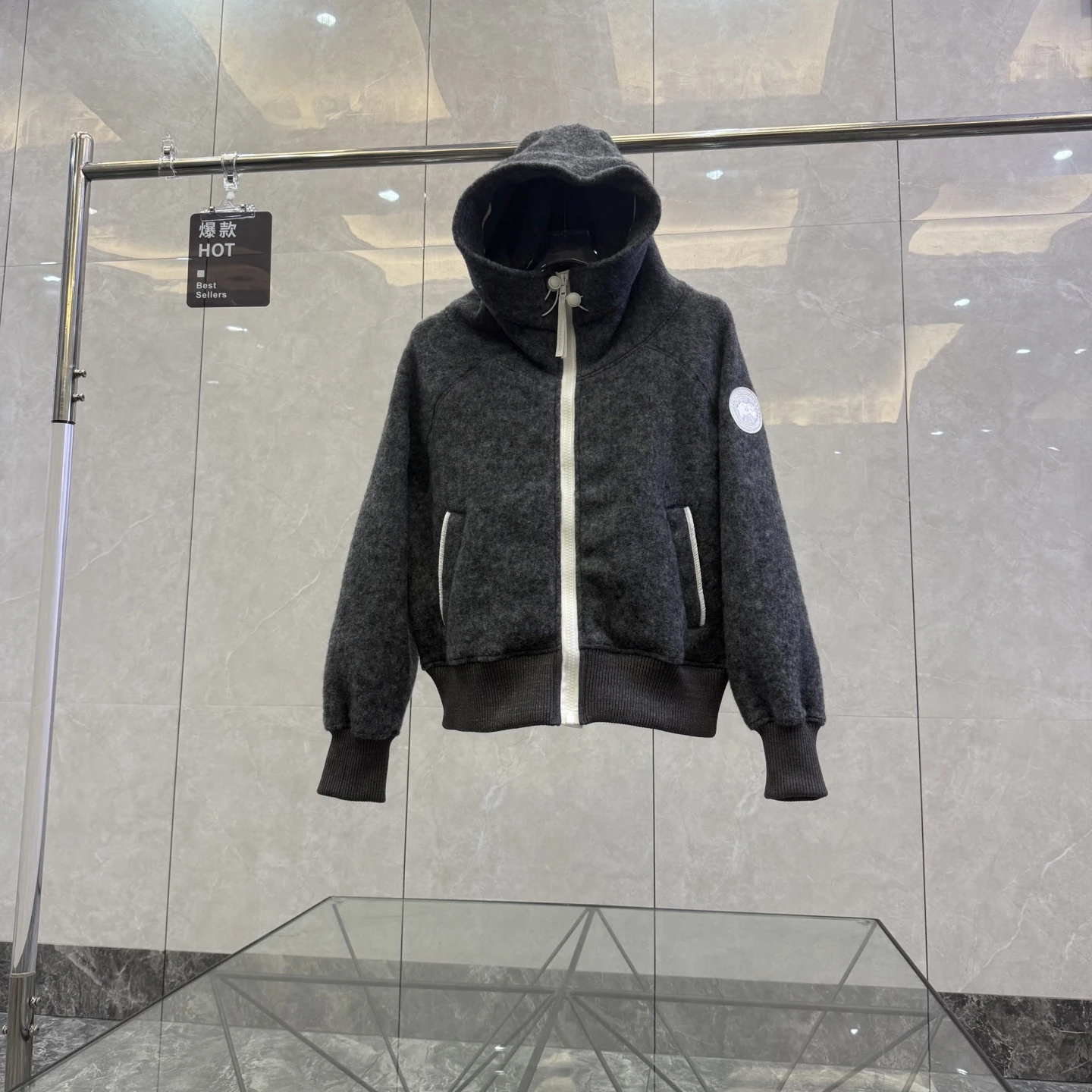 Canada Goose Down Jacket — 171fa043