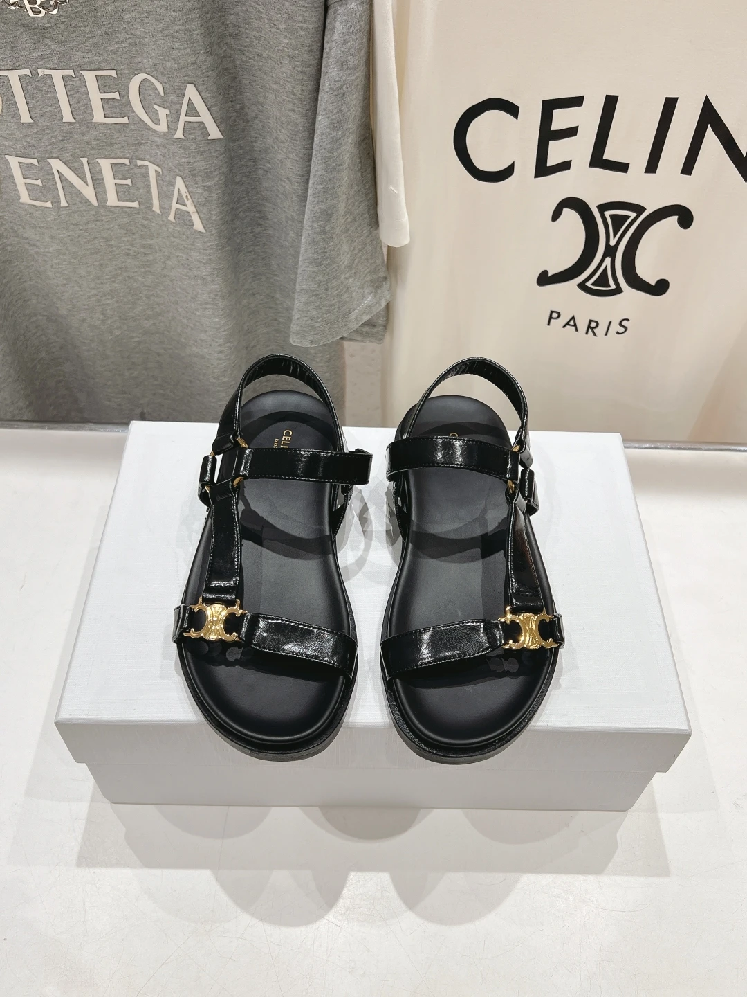 Celine Sandals — 24228bec
