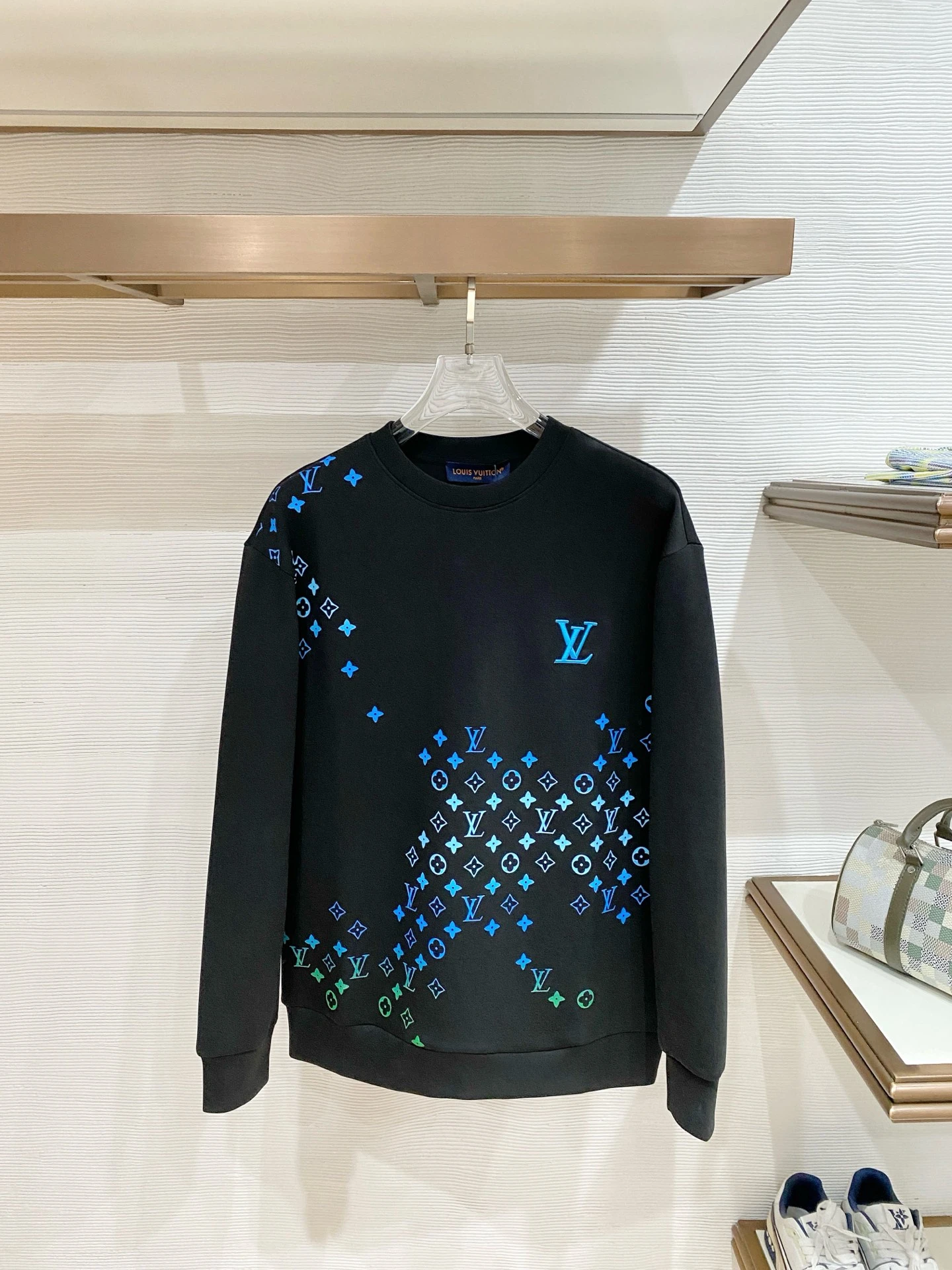 Louis Vuitton Sweatshirts — 854b40e7