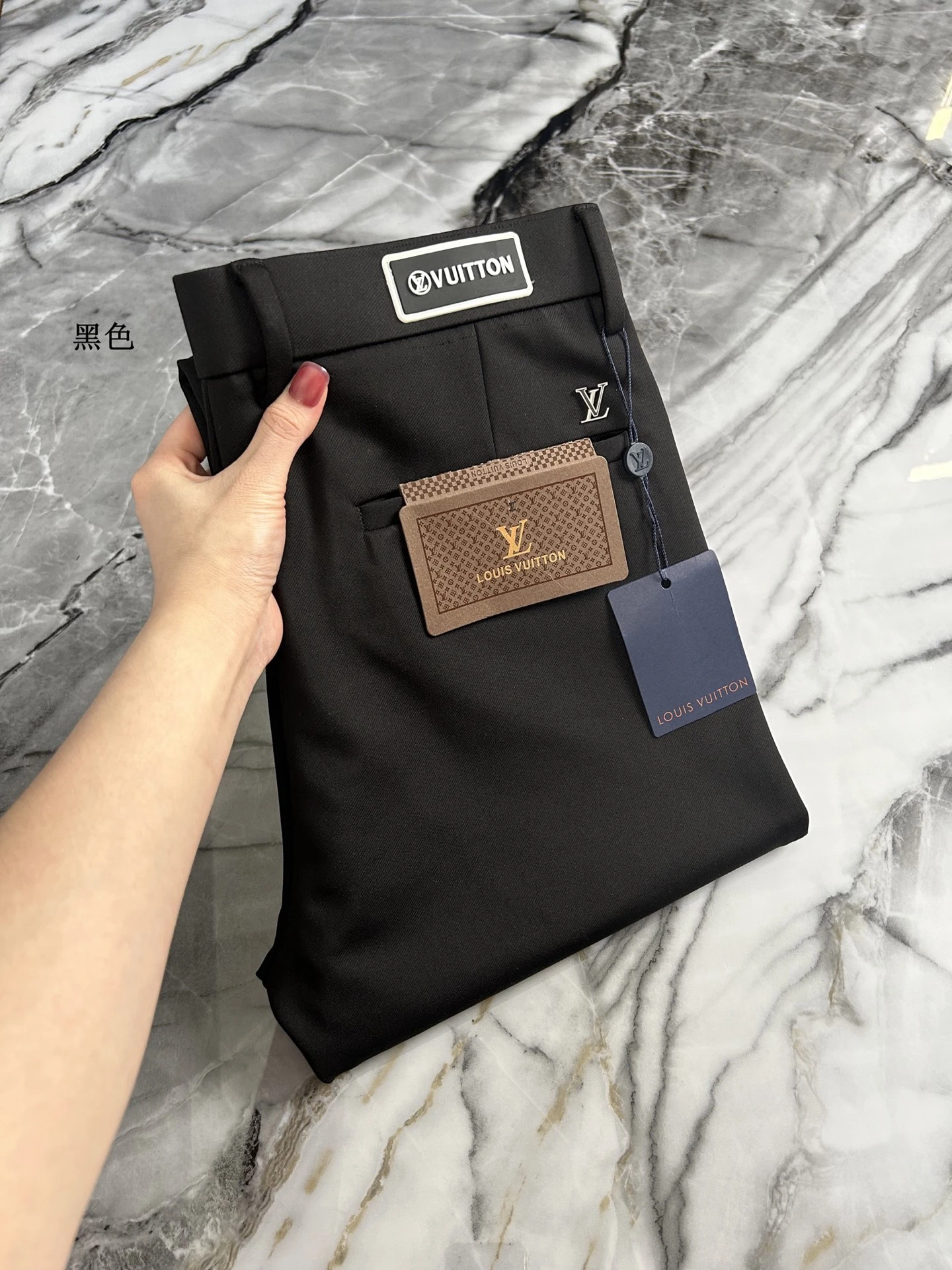 Louis Vuitton T-Shirt — 7e7f7867