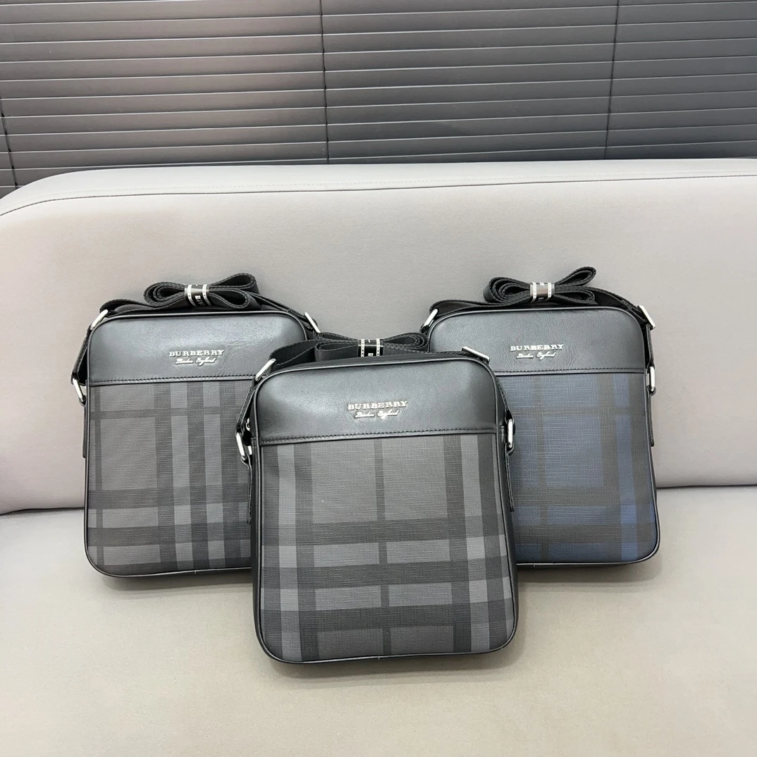 Burberry Bag — d2ddef3c
