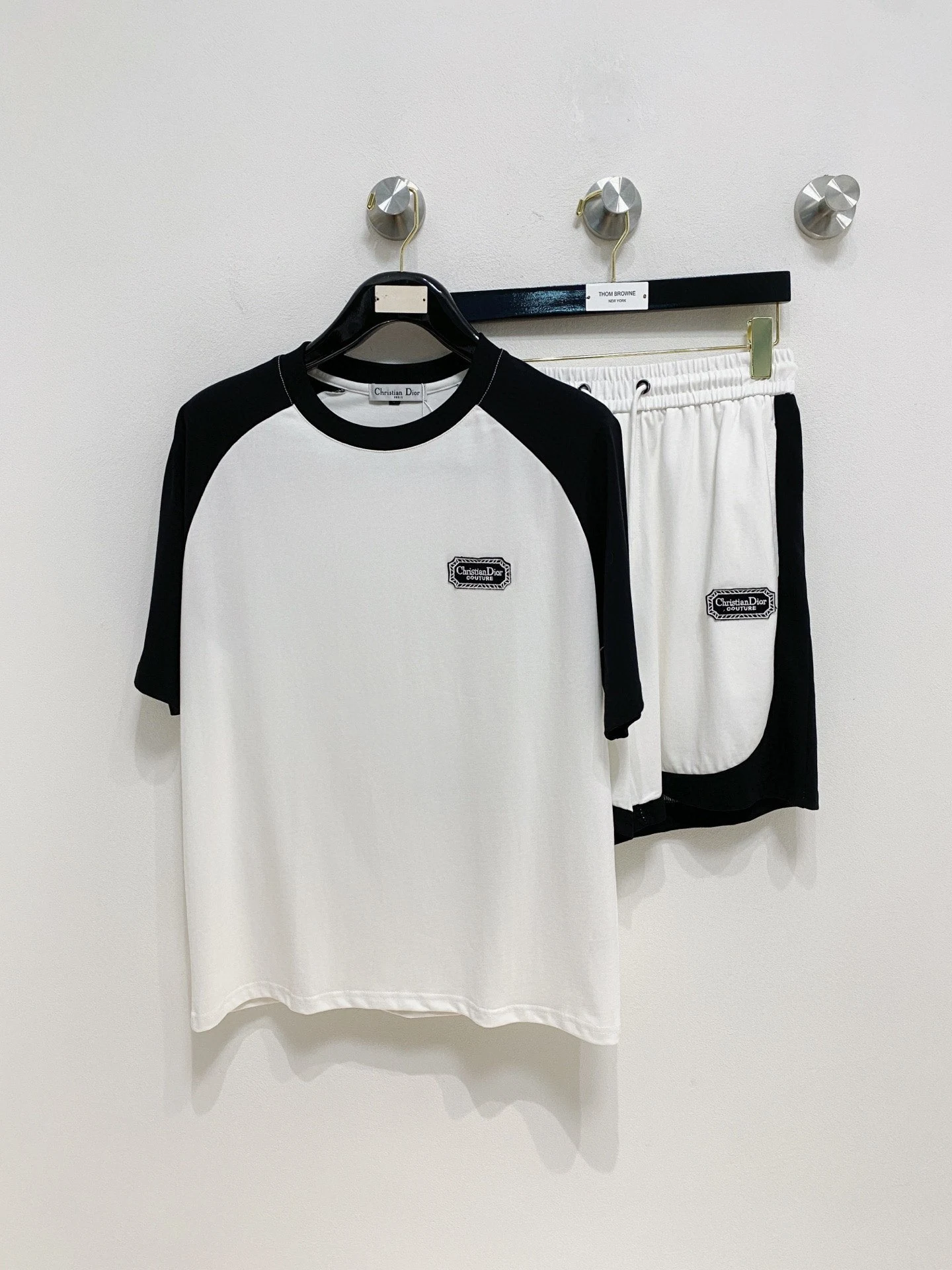 Dior T-Shirt — a21a5405