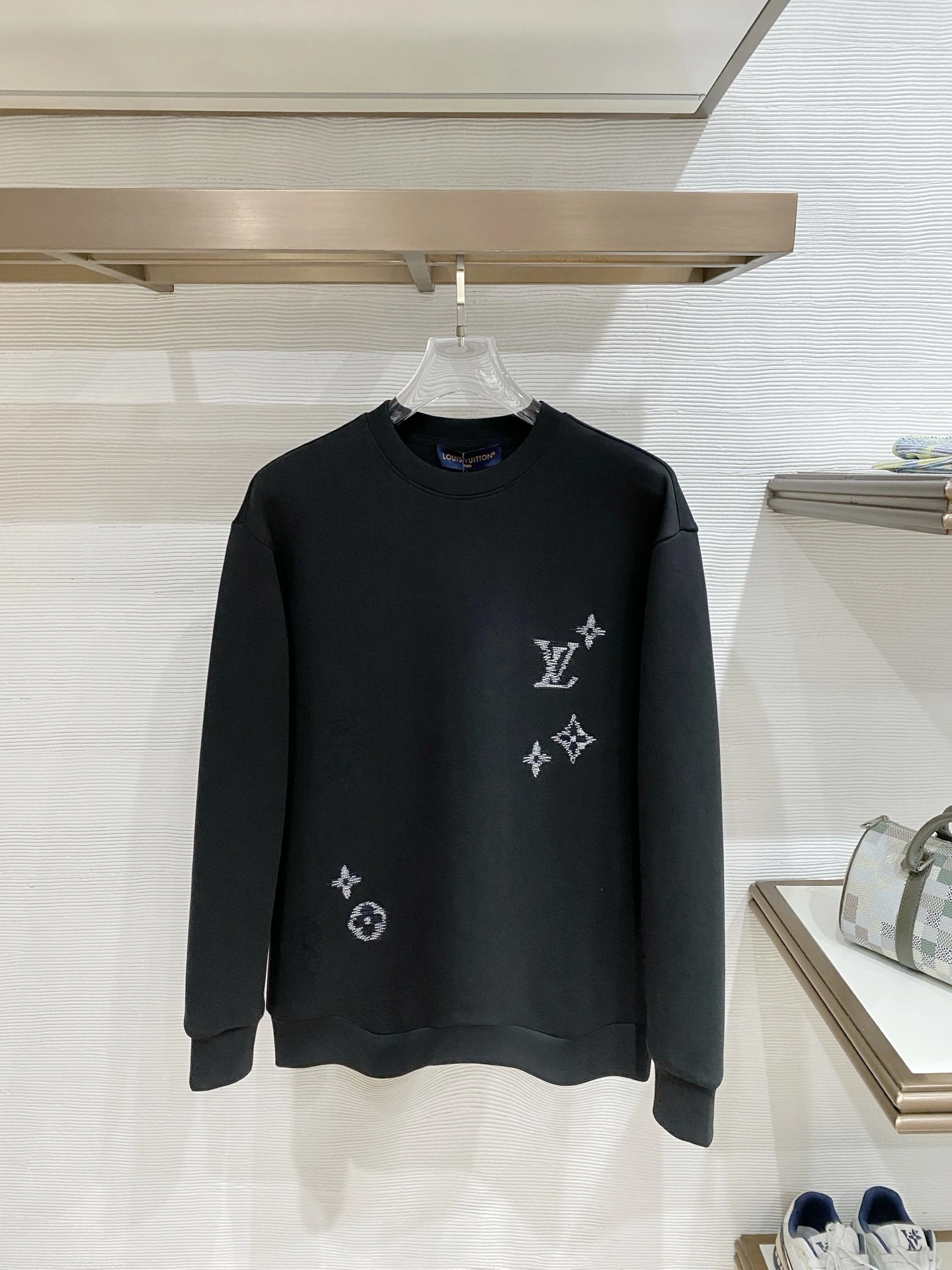 Louis Vuitton Sweatshirts — e90835a5