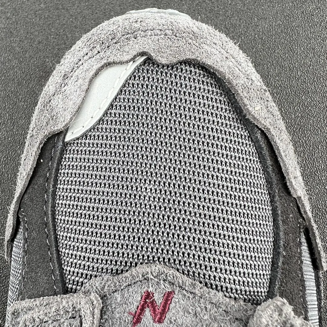 New Balance Shoes — 4098e0b7