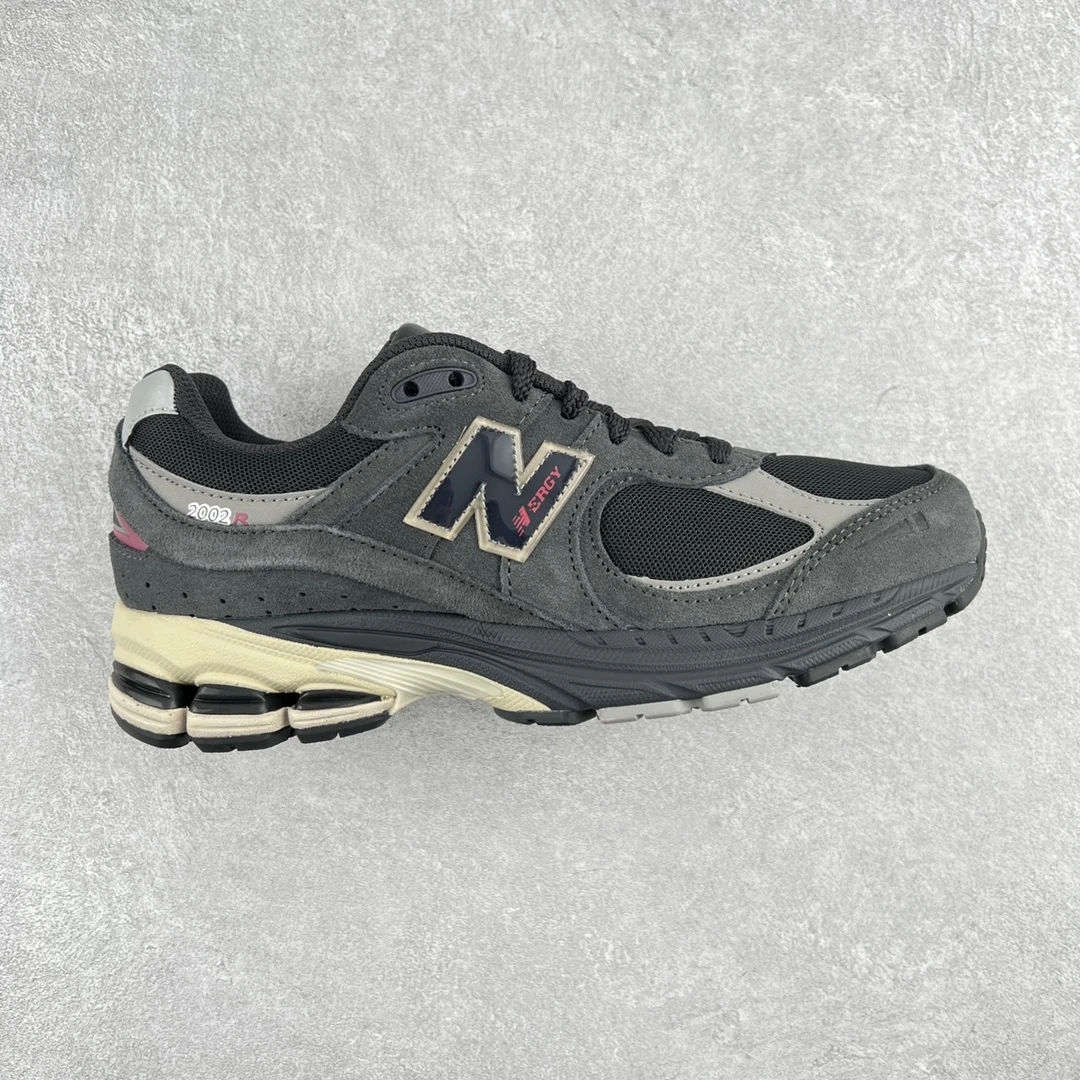 New Balance Shoes — 0838930c