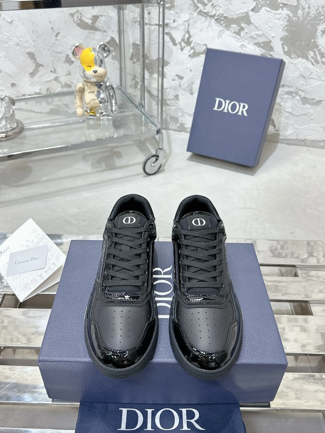 Dior Sneakers — 64e6548b