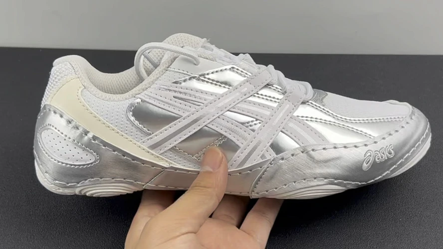 Asics Shoes — 00477cfc