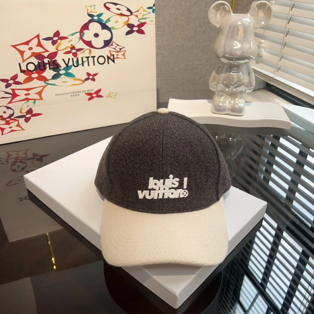 Louis Vuitton Caps — 67525345