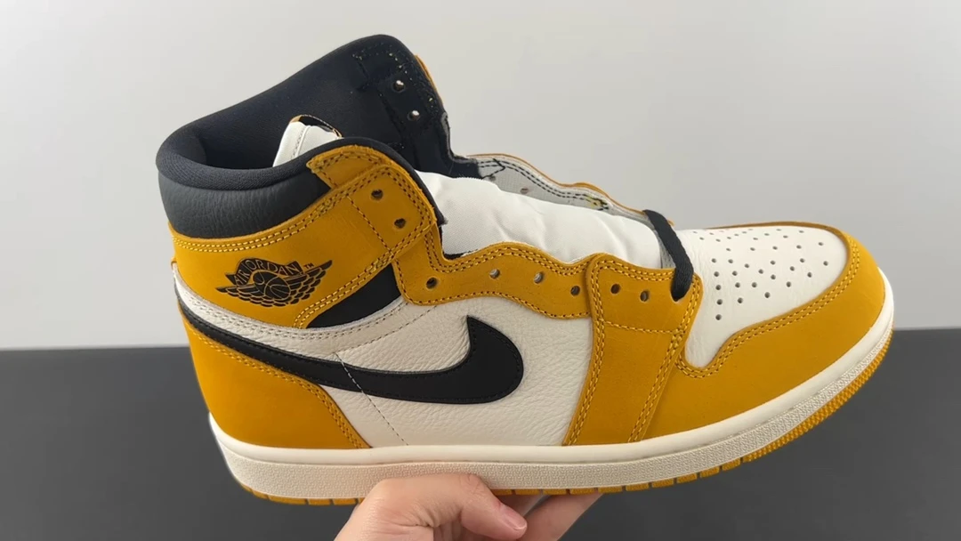Nike Shoes — 34b54d50