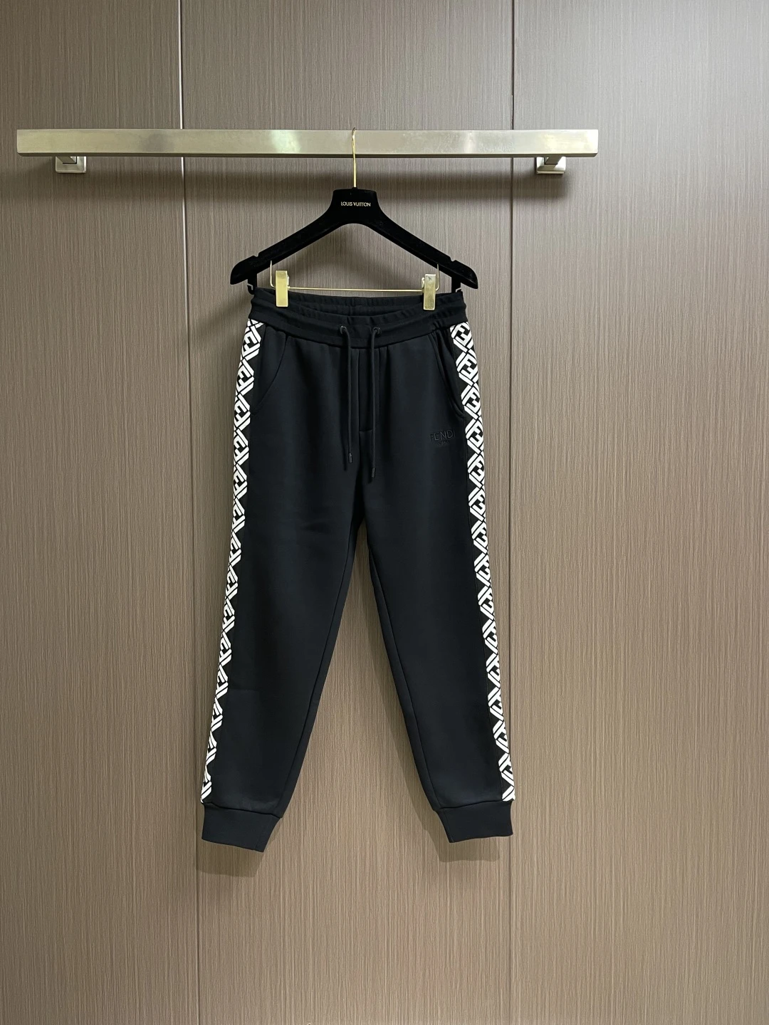Fendi Sweatshirts — a7f6053a