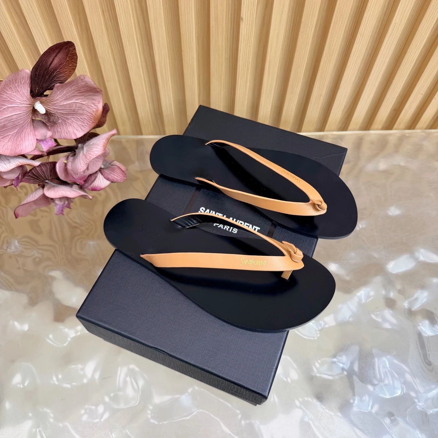 Saint Laurent Slippers — bb839def