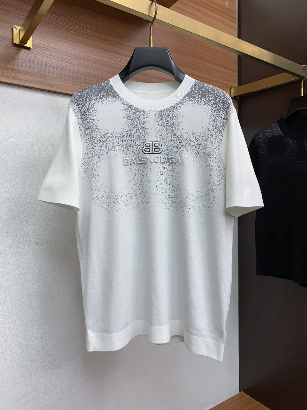 Balenciaga T-Shirt — 9e54f7f9